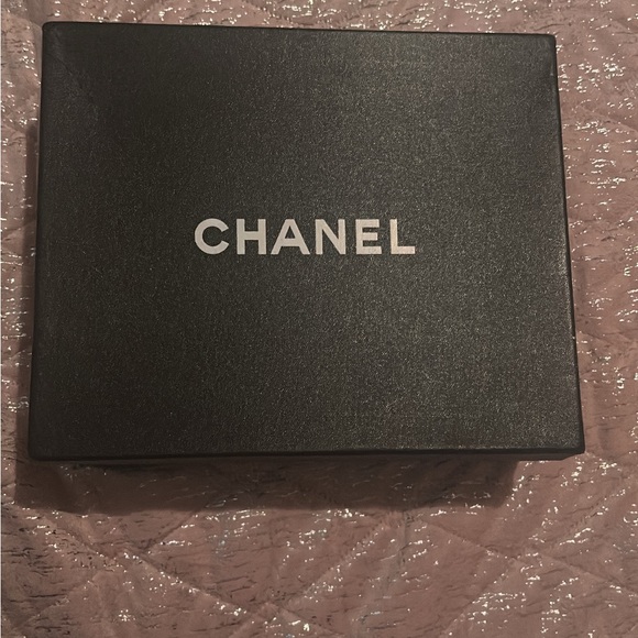 Pink Chanel slides,size 38, comes with box and dust/silky bags. - Picture 4 of 4